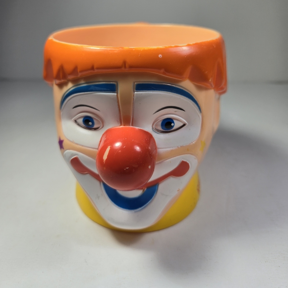 RINGLING Bros. BARNUM & BAILEY Plastic Mug 4 inch